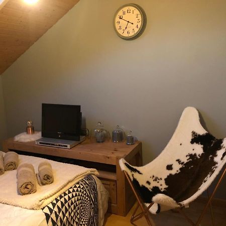 Charmant Appartement 2-4 Personnes Entre Annecy Et Aravis تون المظهر الخارجي الصورة