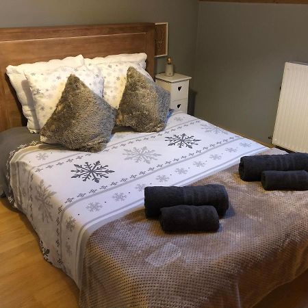 Charmant Appartement 2-4 Personnes Entre Annecy Et Aravis تون المظهر الخارجي الصورة